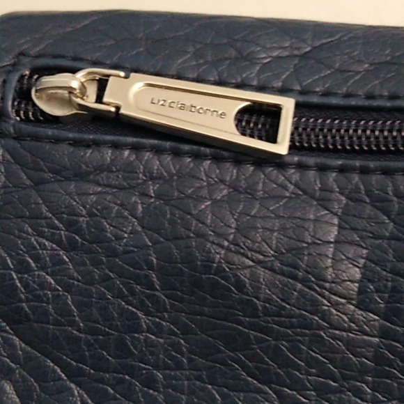 Liz Claiborne/Navy/Cross/body bag/5 Zipper Pocket/6 Open pockets/Silver hardware - Picture 3 of 15